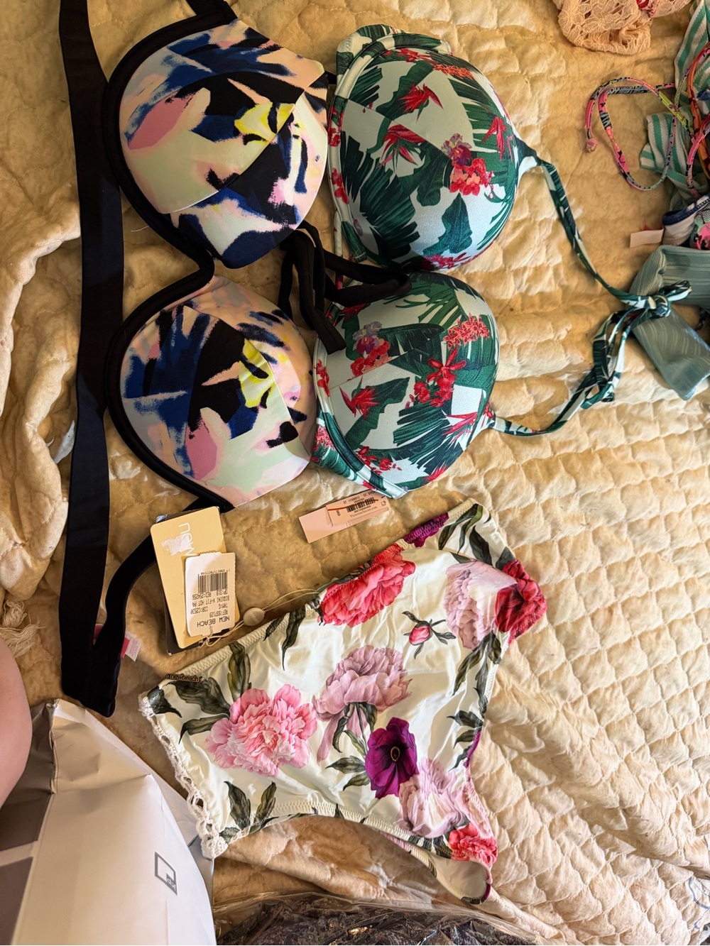 Bikini Lot 🌺 - Picture 14 of 14